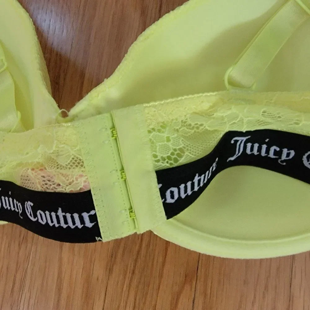 Juicy Couture Womens T-Shirt Bra Neon Yellow Lace lightlu padded- 40D